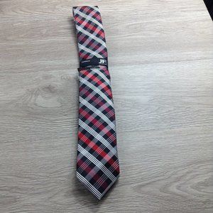 JF J. Ferrar Black & Red Plaid Narrow Tie